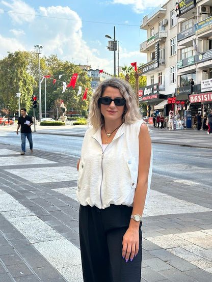 Beyaz Yelek
